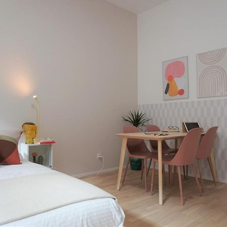 Modern 2Br Apartments - Full Kitchen - Schoenbrunn Area - 15 Mins To City Center Vienne Extérieur photo