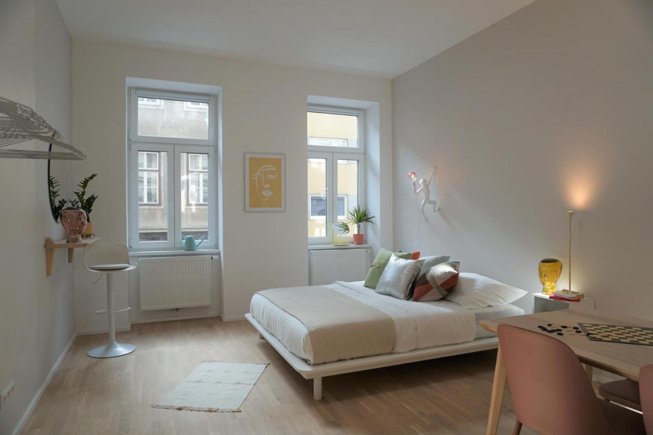 Modern 2Br Apartments - Full Kitchen - Schoenbrunn Area - 15 Mins To City Center Vienne Extérieur photo